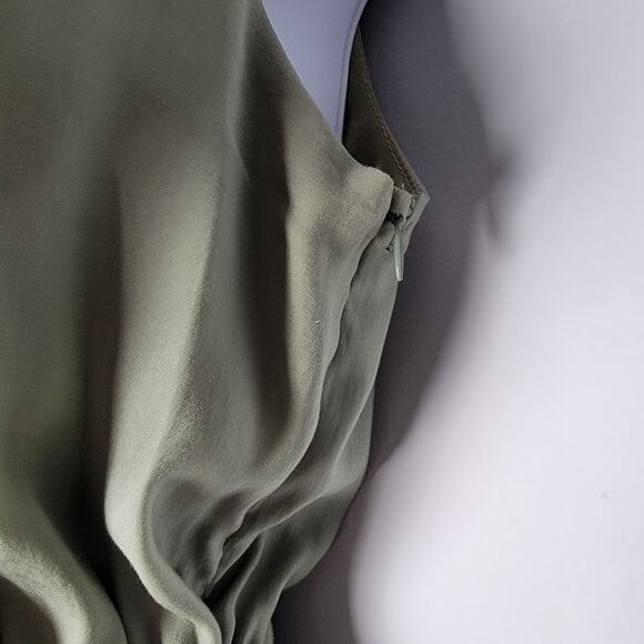 Elliatt XS Sage Green Ruffle Tiered Maxi Dress Asymmetrical Hem Boho Formal - Picture 9 of 11